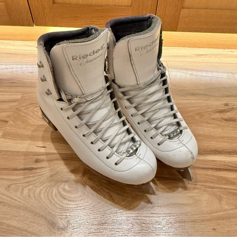 Riedell Girls' White Figure Ice Skates - Classic Comfort